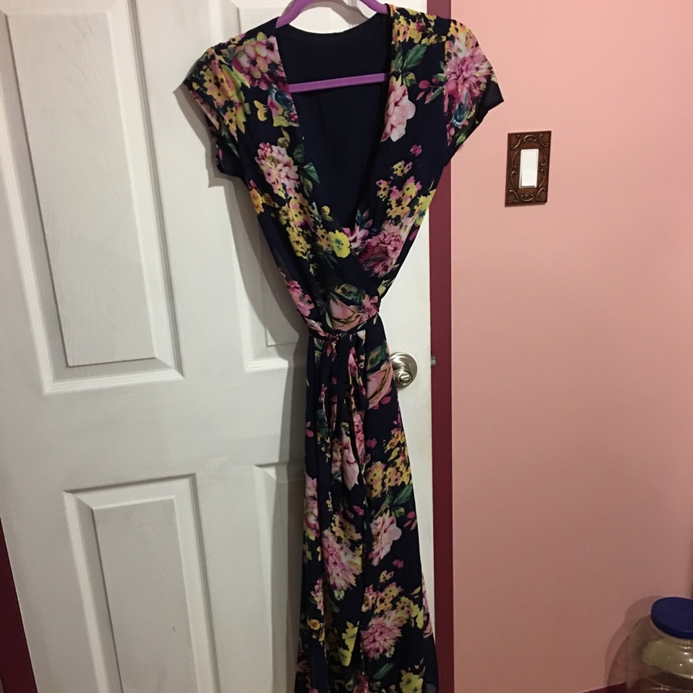 Flower wrap dress